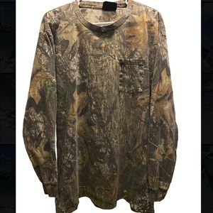 Mens Wolf Mountain Long Sleeve Camp Shirt